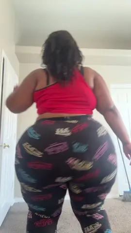 Point me to the best🤪 #fyp #explore #fypシ゚viral #trending #thick #natural 