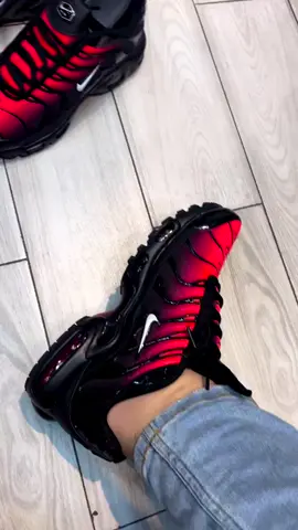 #modamasculina#tenis#tenismasculino#shoes#airmax#airmaxtunede#vapormax#airmaxtn#airmax90#mizuno#nikeairfoce#mizunoprophecy#prophecy#prophecy12#nike12molas#nikeshox4molas#niker4#nikeshox#nikeshoxtl#nikeshoxr4#