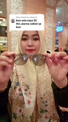 Membalas @mbaivon Kacamata Baca Dan Jalan Viral #kacamata #kacamatakeren #kacamatabaca #kacamataplus #kacamatabacadanjalan #kacamatabacaautofokus #kacamataphotocromic #videoviralitiktok 