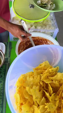 📌 Jl. Bundaran Tank, Liang anggang, Banjarbaru ⏰ 09.00-17.00 #nasipecel #pecel #pecelmadiun #banjarbaru #kulinerbanjarbaru #CapCut 