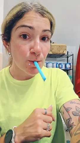#chewablebreather #healthchews #productreview #healthylifestyle #healthyliving #healthandwellness #commercialdriver #commercialdriving #femaledriver #fitmom #workingmom #workhardstayhumble #workonyourdreams #foryoupage #fyp #workingclass #momlife #momstrong #momtok #bluecollar 
