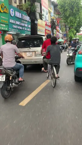 Hai anh chở về thời bình , an toàn 😆