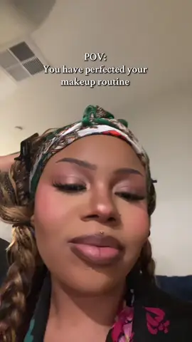 Obsessed with my current makeup routine…😌 #blackgirlmakeup #MakeupRoutine #makeuphacks #summermakeup #makeuptutorial #lipcombo #glowymakeup 