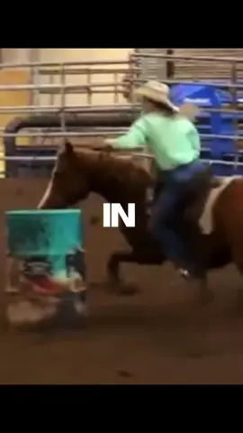 #CapCut couldn’t skip a trend to my fave song 💃 #notawimpychic #barrelracer #fyp 
