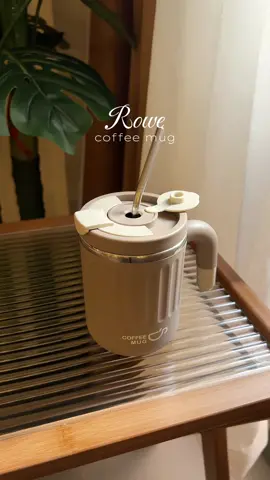 khaki coffee mug 🤎✨☕️ #fyp #fypph #coffeemug #stainlesssteel #coffee #hotcoffee #icedcoffee #mug #cup #stainlesssteelmug #khaki #giftideas #kape #aesthetic #paydaysale #estetik #coffeelover #coffeelovers 