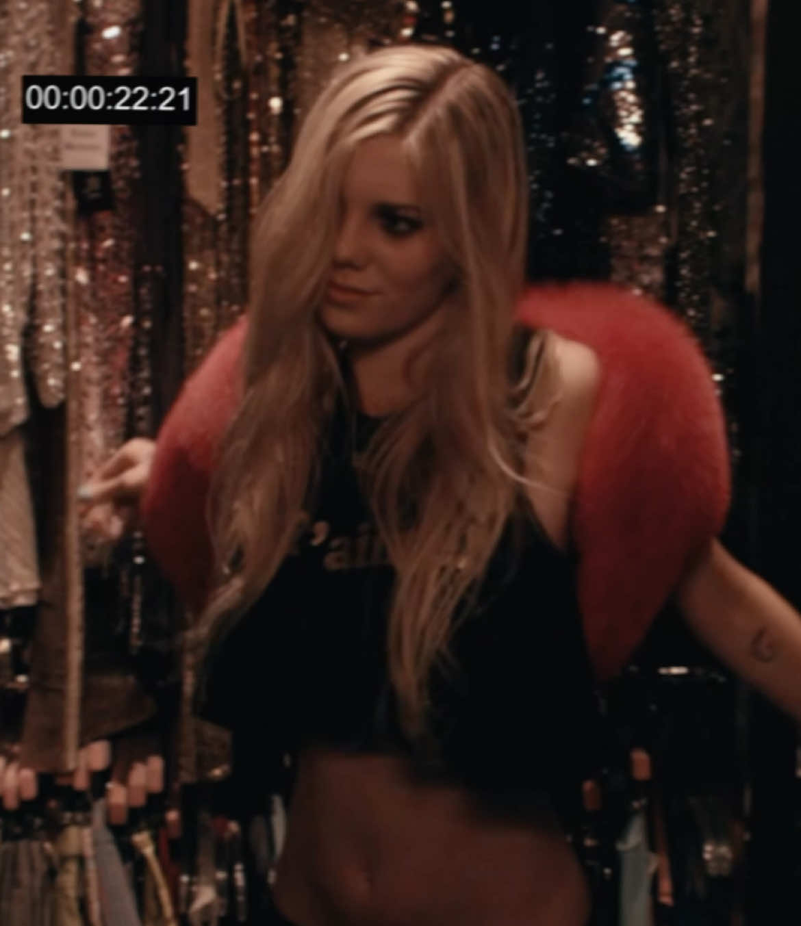 #theblingring scp; @samantha 