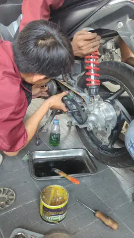tulungono cahh #mekaniktiktok #fypシ #fyppppppppppppppppppppppp #bengkelmotor #trendingtiktok #lucu_ngakak 
