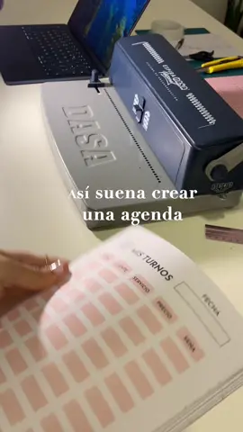 #ASMR #agenda #papelería #stationerytok #asmrcrafts #satisfying #hechoamano #asmrargentina #estéticapapelera #aesthetic #fyp #paratii 