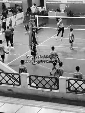 bismillah aja dulu🤲💪#volleyballplayer #u _16 #kejuara Kadispora #volytarkam #volley 