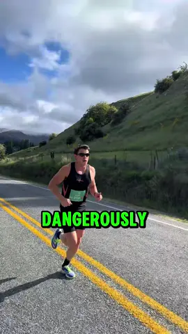 SEND THIS TO A FRIEND who you want to play with 🏃‍♂️ INTVL is the name of the app and it’s available in your city! Just download and start running.  Comment your thoughts below ❤️ #Running #Fitness #training #intvl #app #game #marathon #terra #motivation 