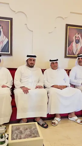 الامير راشد بن عبد العزيز آل سعود  أفراح المهيري و المنصوري  أقام عبيد محمد بن يبر المهيري حفل الاستقبال بمناسبة زفاف نجله ( محمد ) على كريمة سعيد مبارك بن دليوى المنصوري 