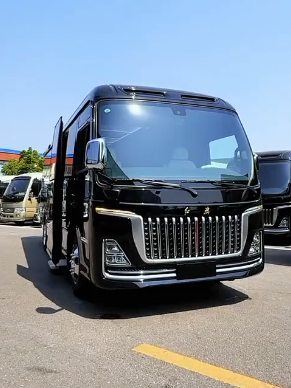 🧳 More Space, More Style, More Adventure – Toyota Coaster 2025 🌍 #WheelsOfComfort #model2025 #AutoReview #toyota #model #2025 #coaster #digitalnomad 