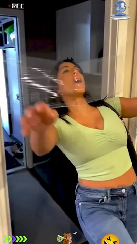 #prank #funnyvideo #funny #scareprank #scare #scarepranks #funnyprank 