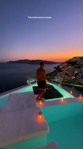 Unreal? #santorini #luxury #greece @SaintLuxurySuites 