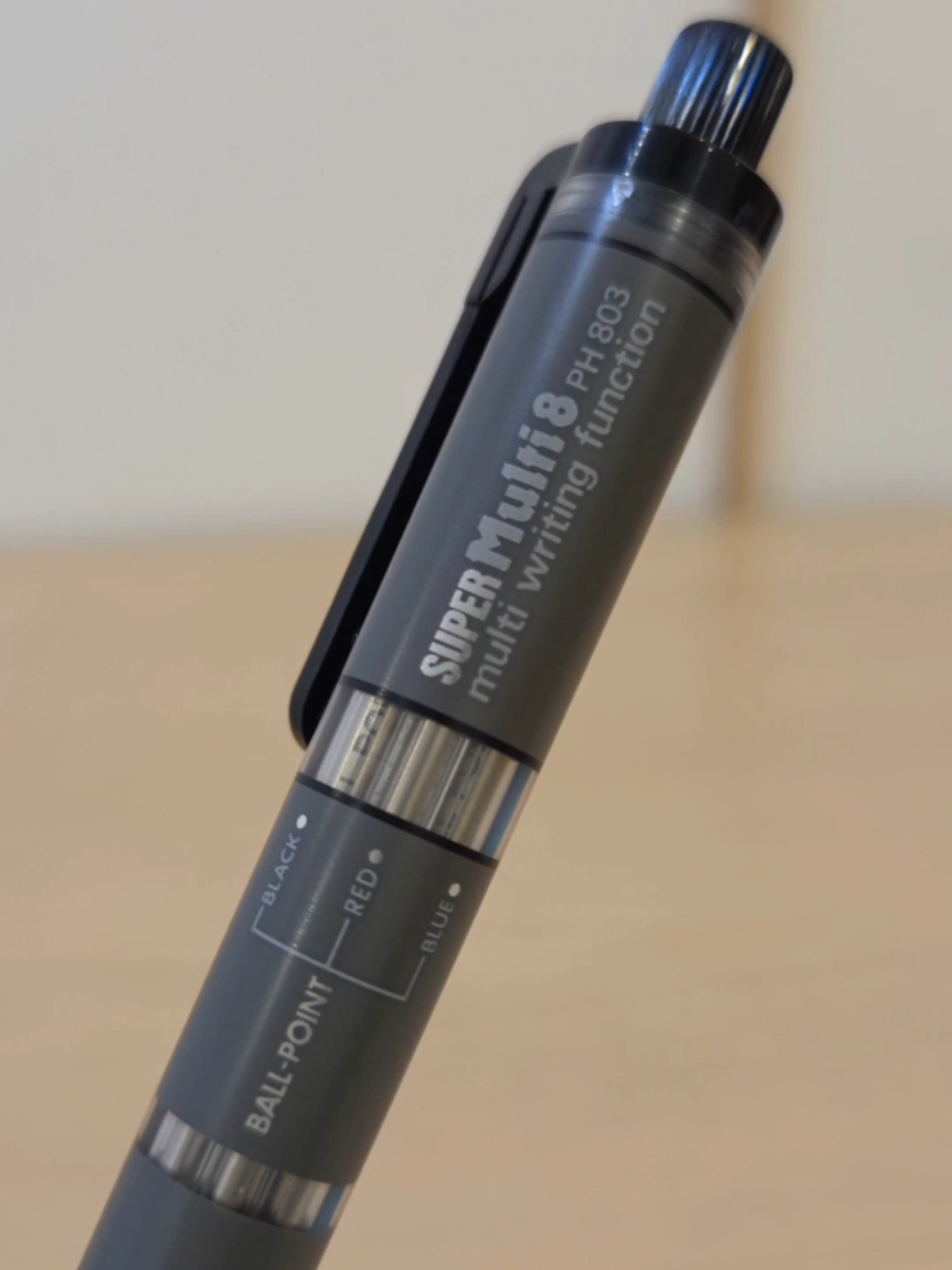 🖊️✨ ปากกา Pentel  Multi8 ชุดพิเศษ! มาพร้อมไส้หลากหลาย ทั้งไส้ดินสอสี ไส้ไฮไลท์ และไส้ปากกาลูกลื่นสีดำ น้ำเงิน แดง ครบจบในกล่องเดียว! ไม่ว่าจะเขียน จด หรือเน้นข้อความ ก็ทำได้ง่ายๆ ในด้ามเดียว! 🤩 สนใจจิ้มในตะกร้าได้เลย! 🛒 #Pentel #SuperMulti8 #ปากกาMultifunction #เครื่องเขียน #ของมันต้องมี #ปากกาเพนเทล #รีวิวเครื่องเขียน #ปากกาเปลี่ยนไส้ #รีวิวเครื่องเขียน #เครื่องเขียนน่ารักๆ #จัดเซ็ทเครื่องเขียน  #CapCut 