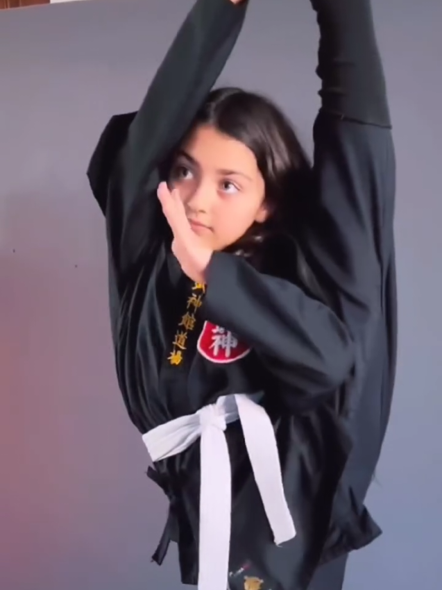 #anahita #foryou #tiktok #iran #treanding #foryoupage #viral 