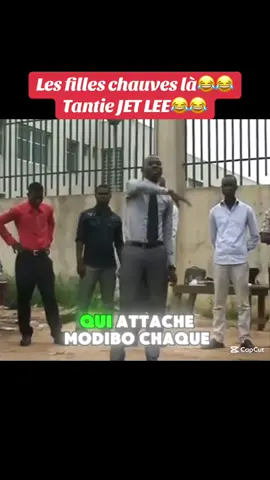 Y’a une tantie chez nous, on l’appelle tantie JET LEE. Elle est chauve🙏🏽😂   #PasteurGedeon #TikTokCI #FYP #Buzz225 #PunchSpirituel #CoiffureTaichi #Église225 #HumourIvoirien #FrontLisseDuSeigneur #OnObserveSeulement #BananeSansPeau #chette #himra #mdr #pasteurgedeon #tchetchouvah #drole #tend #vira 