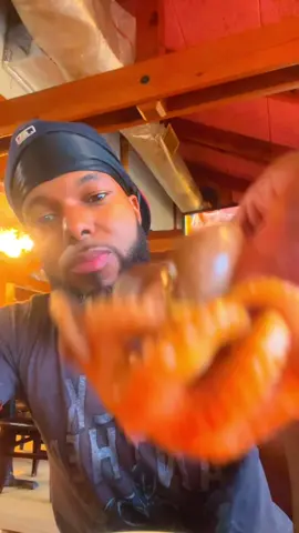 3/10 would not recommend lol #ThatsJames #weirdfood #muckbang #asmr#squid #eating #Foodie #foodietiktok #funny
