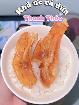 Khô ức cá dứa Thanh Thảo siu ngon 😋✨ #xuhuong #xuhuongtiktok #fyp #unboxing #review #muataitiktok #ancungtiktok #khocadua #khouccadua #uccadua #thanhthao 