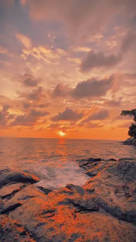 sunset+lagu timur #sunset #lemukutanisland #lagutimur 