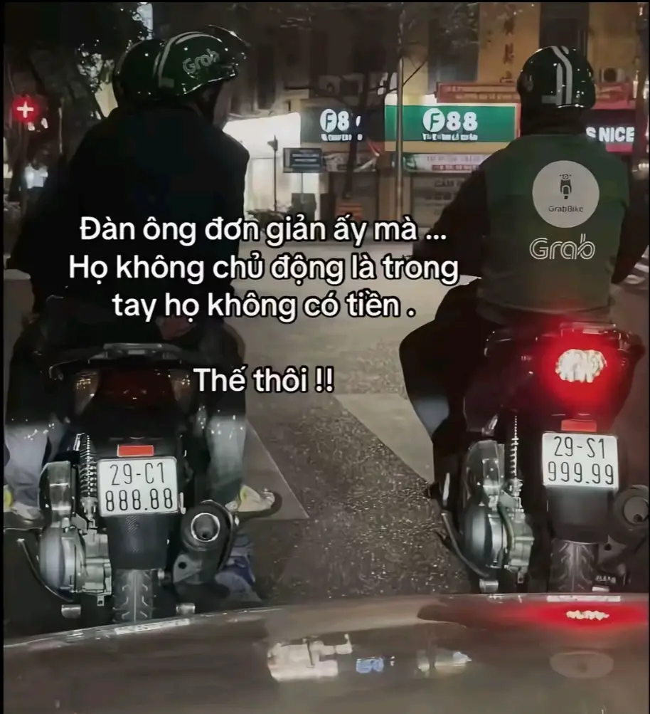 không tiền khó sống. 