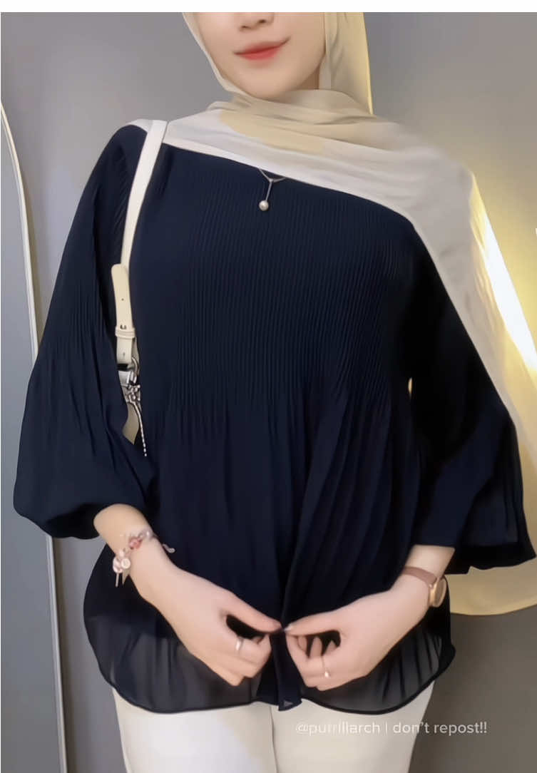💙🫧 #blouse #blousecantik #blouseoutfit #atasanwanita #outfitideas #outfitwanita #rekomendasioutfit #berandatiktok #fyp #fypシ 