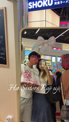 such a cute & creative concept😍😍 absolutely love the products featured in this pop up @ooah seoul global #beautybakeryxhasisters #beautybakerysg #ooahseoul #beautybakery 