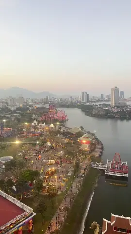 The wheel, the sunset, just good vibes 🎡🌆☺️ #vietnam #danang #sunwheeldanang #sunwheel #sunset #beautifulview #danangcity #asiapark #danangdowntown #june2025 