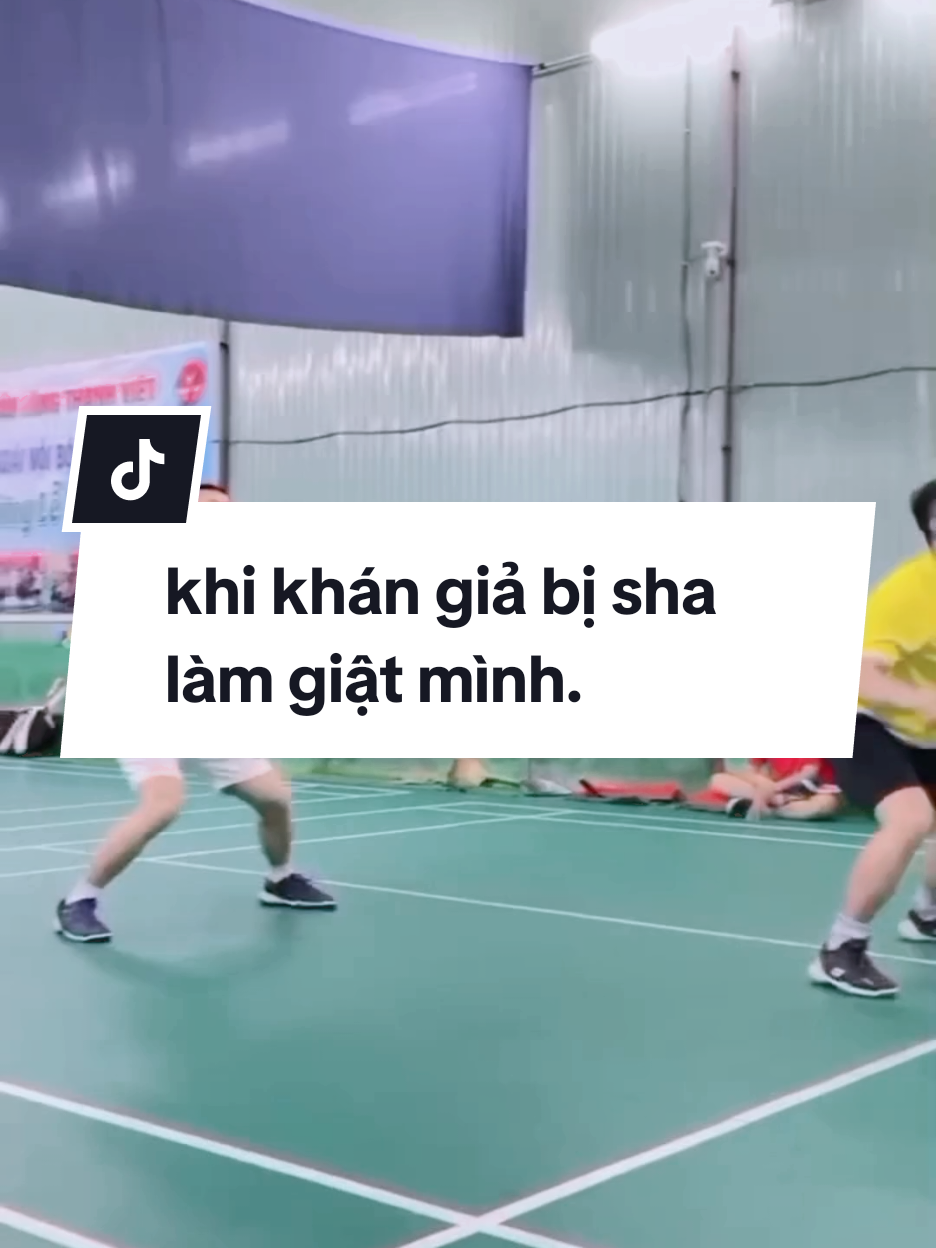 sha sha sory các em nhỏ. Sau khi vợt tầm trung. thì nay tới giày tầm trung nhé.