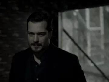Diziden bir söz yaz.. #keşfetteyizzz #eşref #rüya #eşrefrüya #cagatayulusoy 
