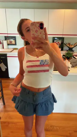 Fourth of July DIY!! :) I got all of the ribbon from Michaels ❤️💙 ##fyp##DIY##fourthofjuly