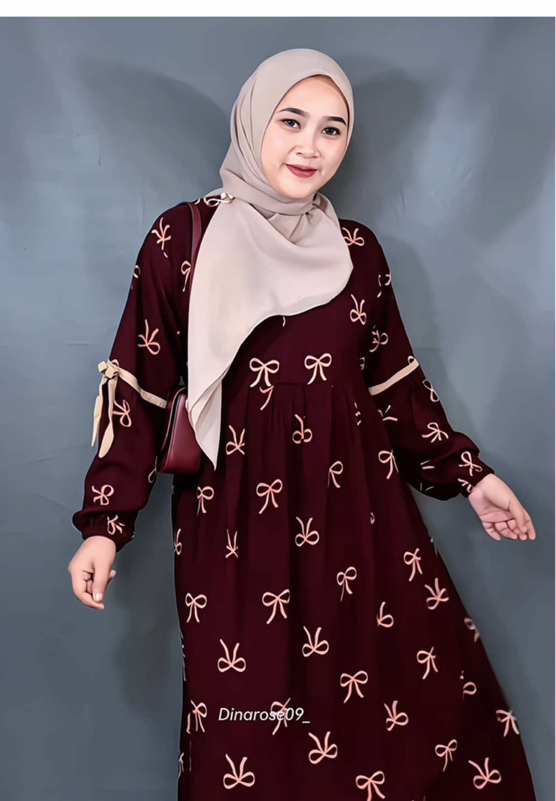 Masyaallah Dress Rayon Pita nya bagussss bgttt 😍💕 bahannya juga ademm akuu sukaaa✨