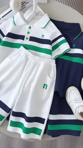 Bộ đồ quần áo bé trai