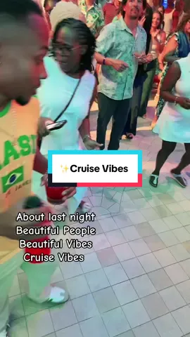 Cruise Vibes - Royal Caribbean - Wonder of the Seas  #goodvibesnenergy💕 #royalcaribbean #wonderoftheseas #cruiselife #vacation #fyp 