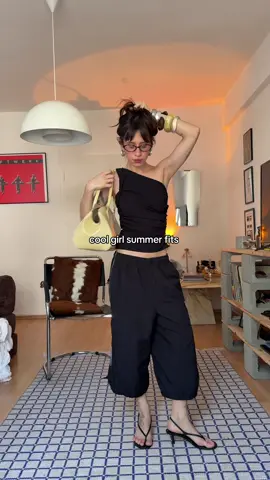 heat wave is making it hard to dress cute #SummerFashion #summeroutfitinspo #summeroutfits 