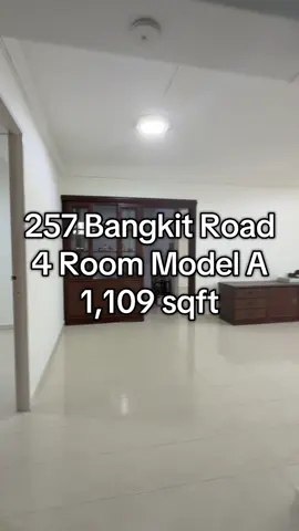 Amazing and spacious 1109sqft 4A high floor hdb flat with unblock breathtaking views available! Featuring a naturistic view overlooking towards Bukit Timah and an unblock windy view of Bukit Panjang; welcoming tons of natural light throughout the day! Enjoy convenience, space and views all in one over at our unit in Bangkit with bus stops, LRT and food options right around YOUR corner!  Come see it to believe it now 😉 . . #singaporerealestate #singaporerealtor #singaporehdb #hdbflat #sgproperty #sghdb #resalehdb #sgrealestateagent 