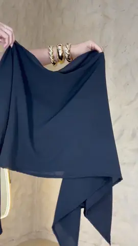 Conjunto vestido tomara que caia, com blusa capa Dunas, elegante e sofisticada. Encontre na shopee agora, através do id 👉BVV-HAY-LRL #conjuntos #comprasonline #modafeminina #paravoce #fyyyyyyyyyyyyyyyy 