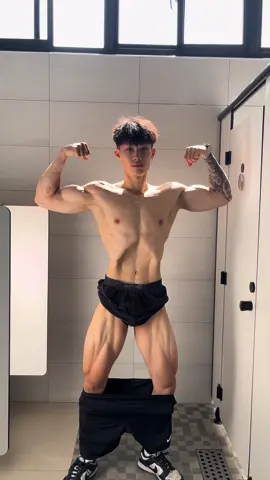 有一天你會明白，純淨的愛意和奮不顧身的勇氣是不可再生之物。