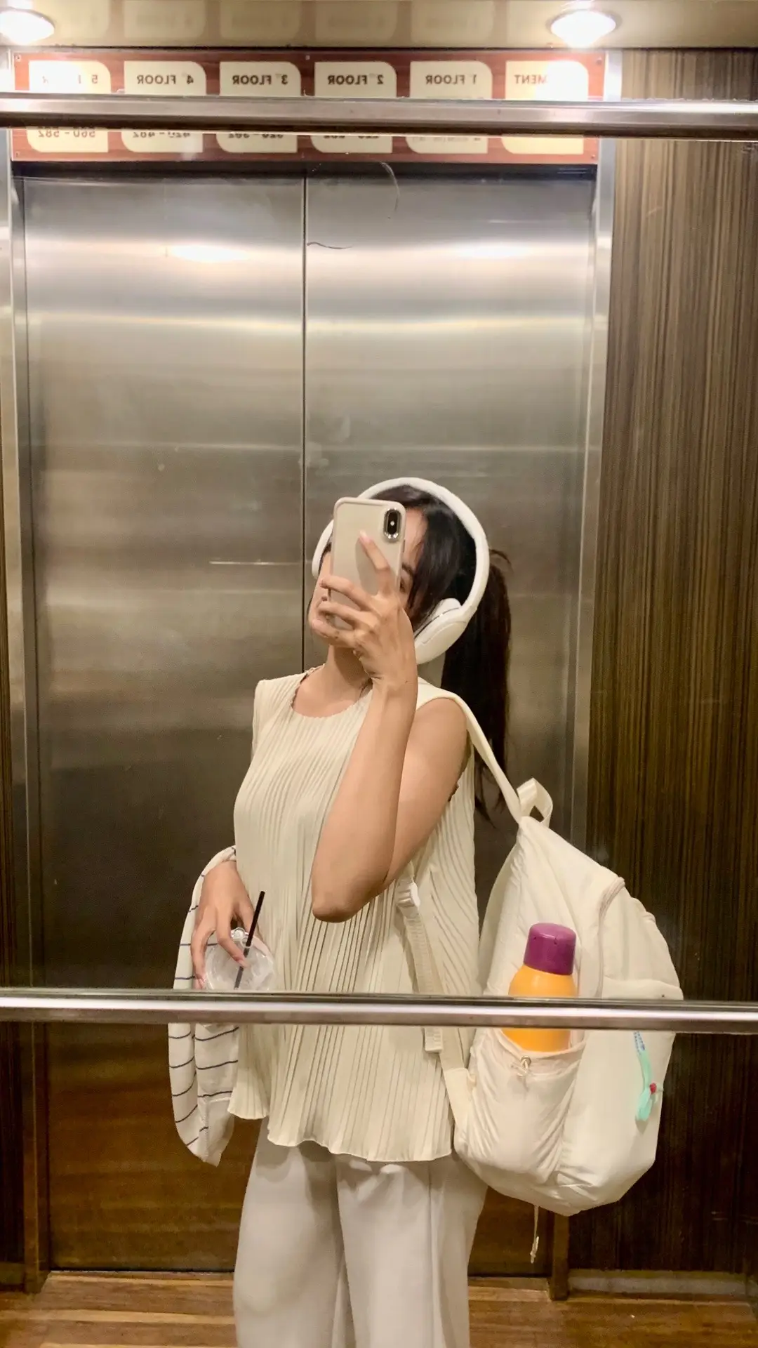 random mirror selfiess