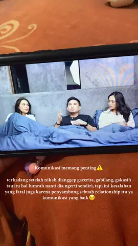 Rachel tu kayak aku hal kecil, hal ga jelas tetep cerita kepasangan, karena di dengeri dia itu best feeling yang aku rasa🤍✨ #fyp #rachelvennya #okinpth #rachelokin @Rachel vennya #chavaxabiru 