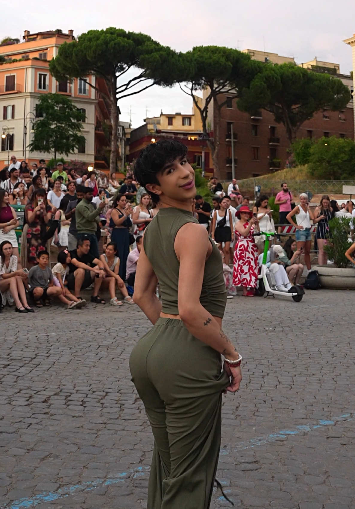 People’s reaction in Rome🇮🇹 >>