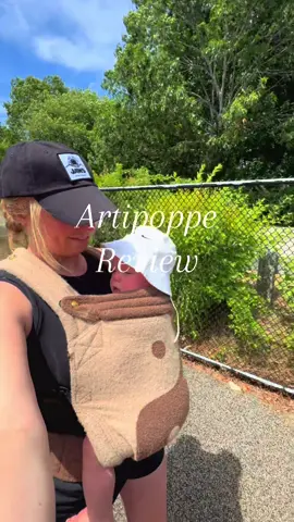 aesthetics did not win on this one 🥵 don't get me wrong, it's still my fav carrier @Artipoppe #artipoppe #babycarrier #newborn #registrymusthaves #babymusthaves #newmom #babywearing #babiesoftiktok #yin 