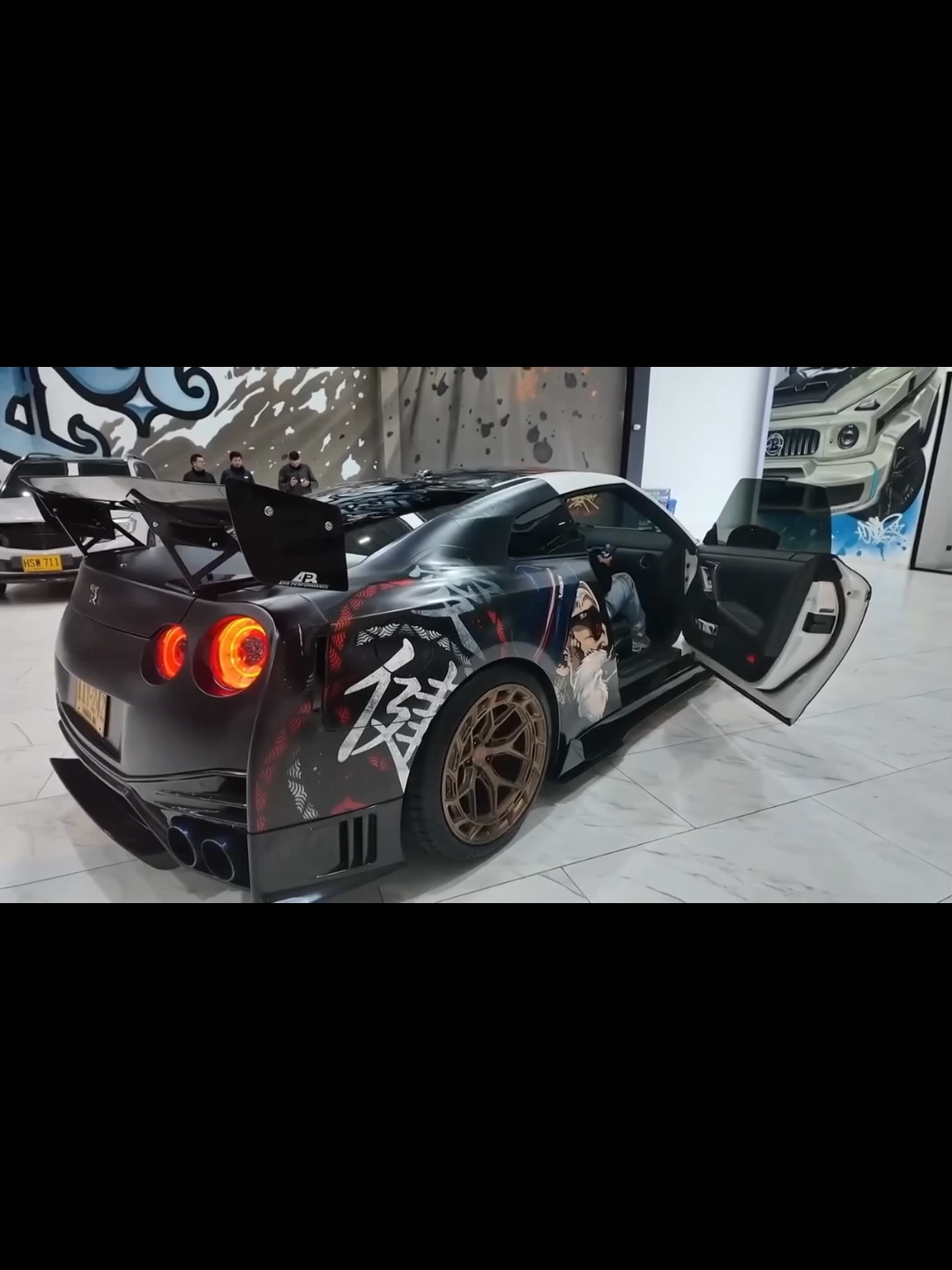MrStivenTc ¿Podría este elegante coche blanco ser tu sueño #MrStivenTc #gtr35