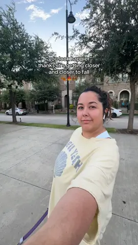 AND I’M READYYYY 🍂🍁 #youlookhappier 