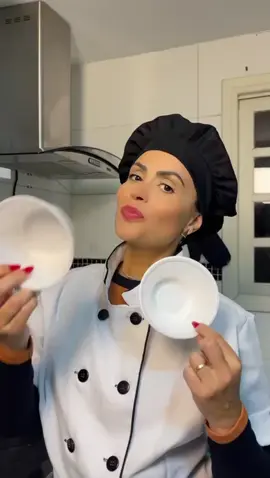 Ela fatura até R$600 por dia vendendo batata no pote… direto da cozinha dela! 😳🍽️ E agora tá ensinando tudo no Guia da Cozinha da Bia: 👉 Videoaulas passo a passo 👉 Receitas de batata, macarrão e muito mais 👉 Todos os segredos dos recheios 👉 Dicas pra montar e vender de casa, mesmo começando do zero! Quer o link pra garantir o seu acesso? Comenta aqui EU QUERO que eu te mando no Direct! 💬💸