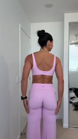 This pink is illegal 🫠 @Oner Active code DESI for discount 🤍 Outfit details:  SoftMotion™ scoop back bralette (small) SoftMotion™ fold over straight leg bottoms (medium long) 