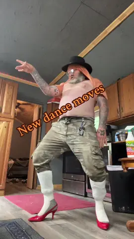 Comment yes if you want to see new dance moves #MentalHealth #recovery #funnytiktokvideos #nutcracker #funnyvideos 