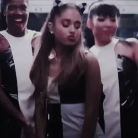 que saudade de você honeymoon era!! preferem edits com funks antigos ou atuais? [ac queens.audios cc aloraskalo scp dnk.scp] #arianagrande #foryoupage #foryou #viral @arianagrande 