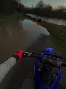 #solo #pourtoii #125yz💙 #cross #fyp #foryoupages #moto 