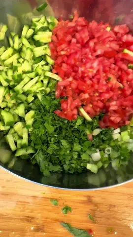 Make a tabouli with us. Perfect summer salad. #wildheartmamas #cookingathometiktoktv #MomLife #Summer 